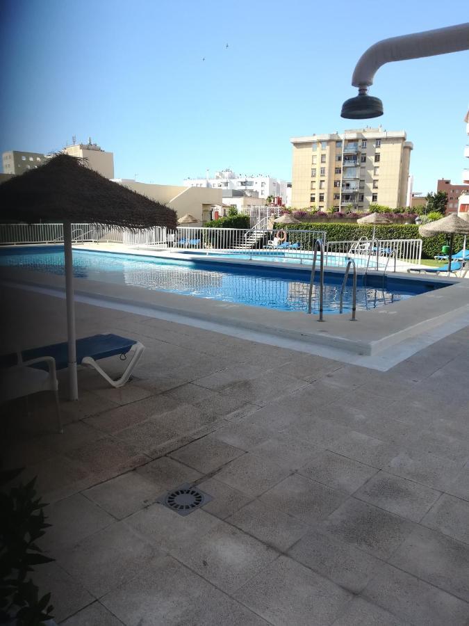 2 Dormitorios, 5 Personas, Piscinas, 10 Min Playa, Plaza La Nogalera Torremolinos Zewnętrze zdjęcie